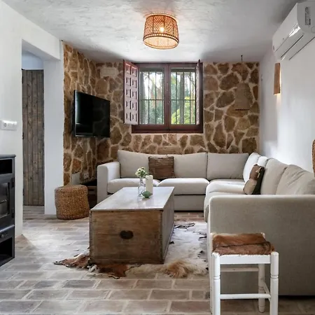 Donzella By * 哈维亚